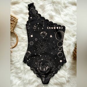 NWT Averie Stella Scalloped One Piece